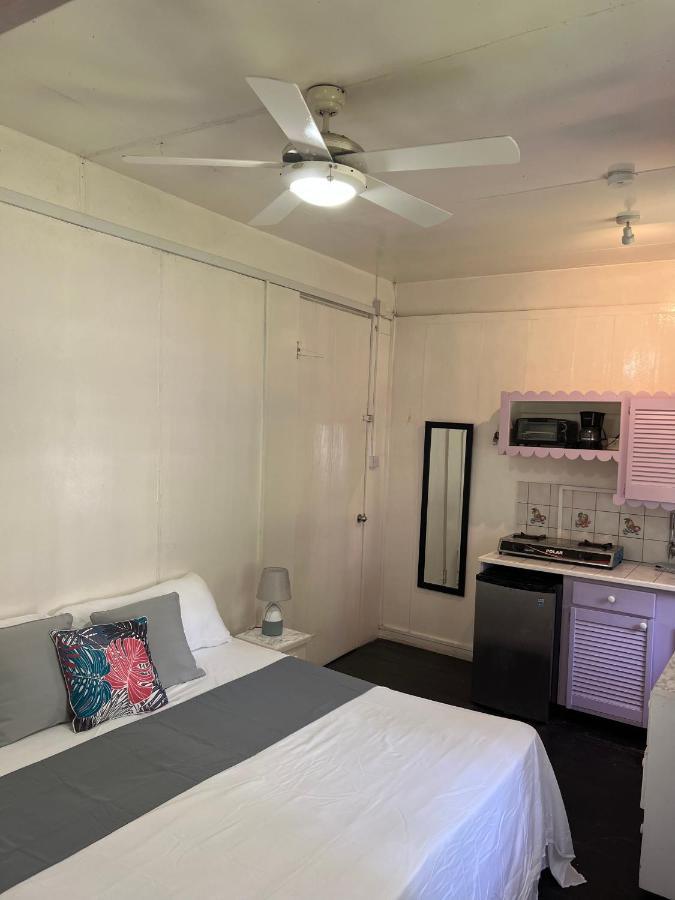 Beach Guest House Cleverdale Bridgetown Esterno foto