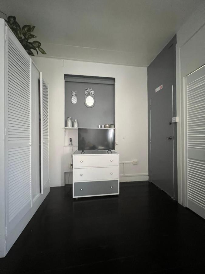 Beach Guest House Cleverdale Bridgetown Esterno foto